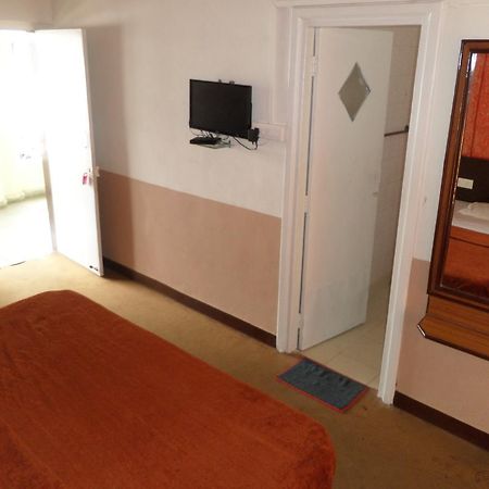 Hotel Ayodhya Nashik Dış mekan fotoğraf