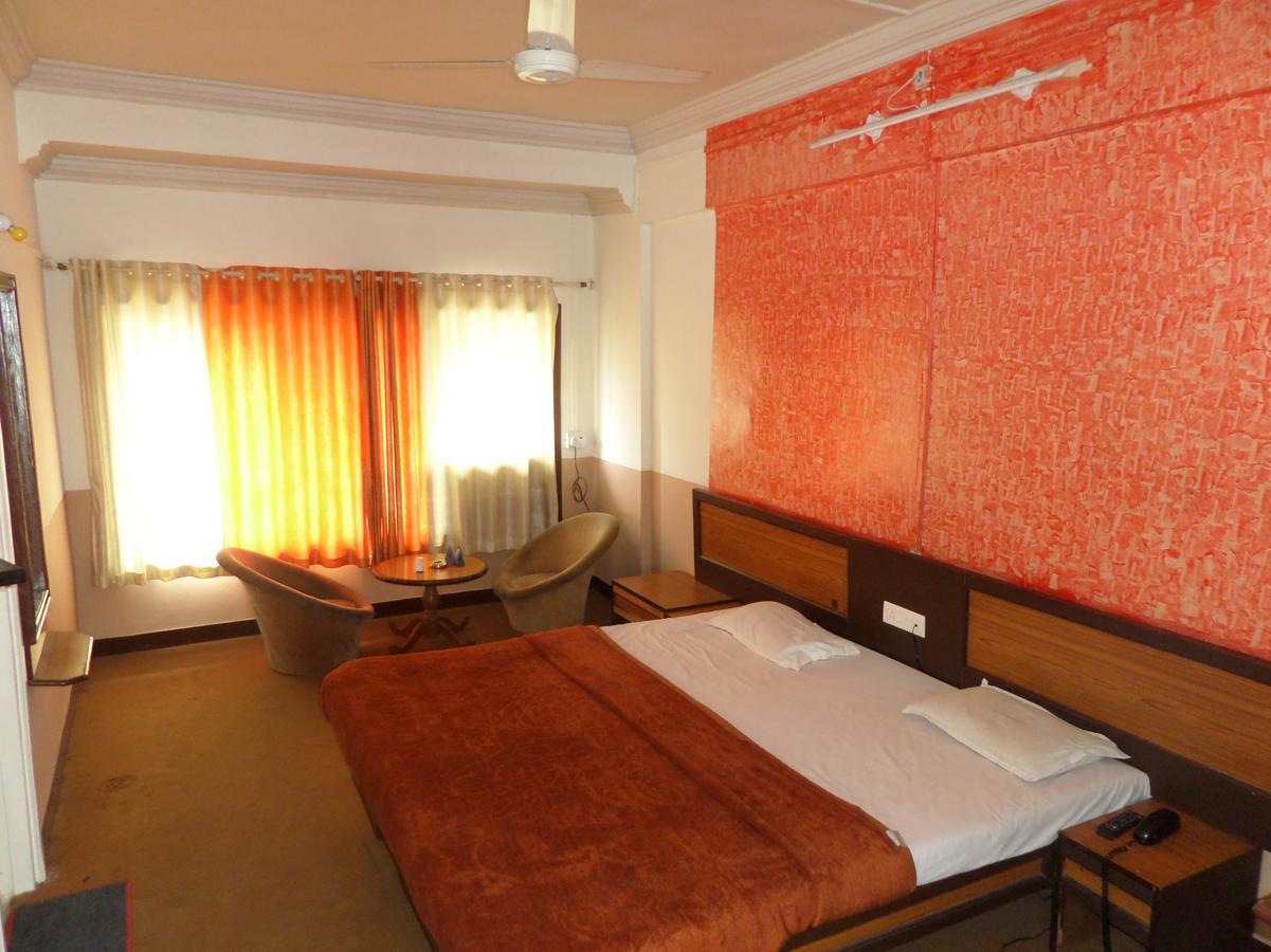 Hotel Ayodhya Nashik Dış mekan fotoğraf