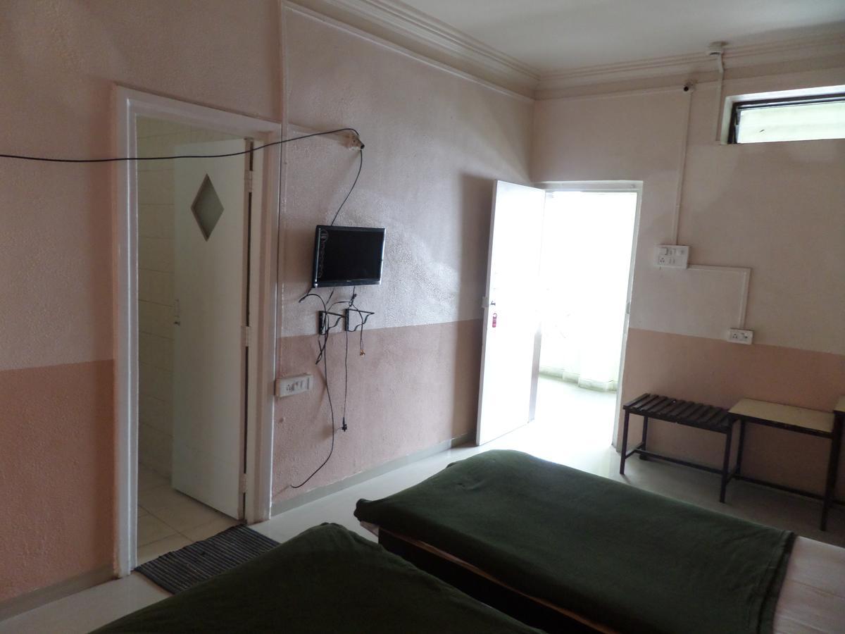Hotel Ayodhya Nashik Dış mekan fotoğraf